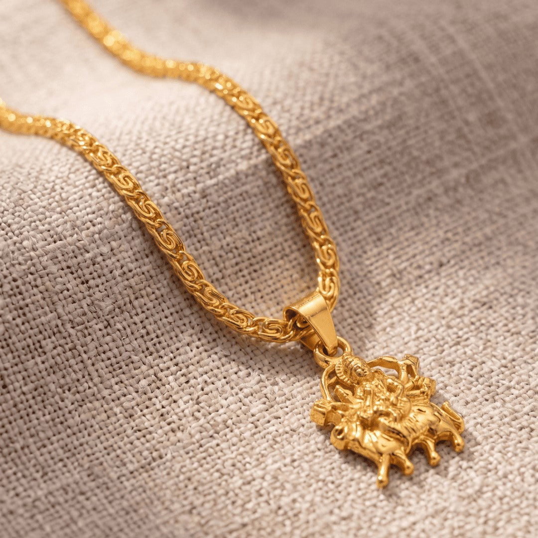 Gold Plated Pendant With Chain Jewelry For Men & Women
