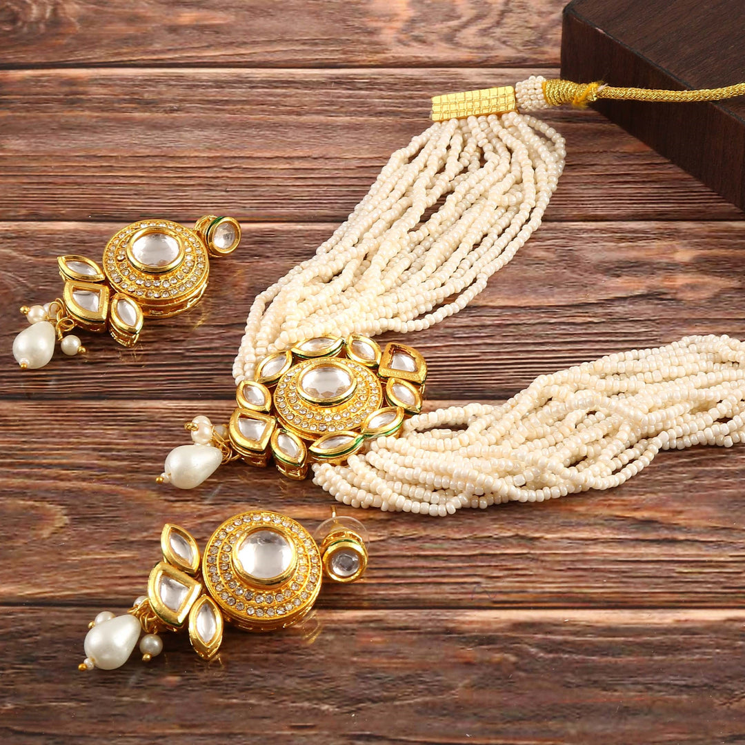 Gold-Plated Kundan Studded & Beaded Jewellery Set
