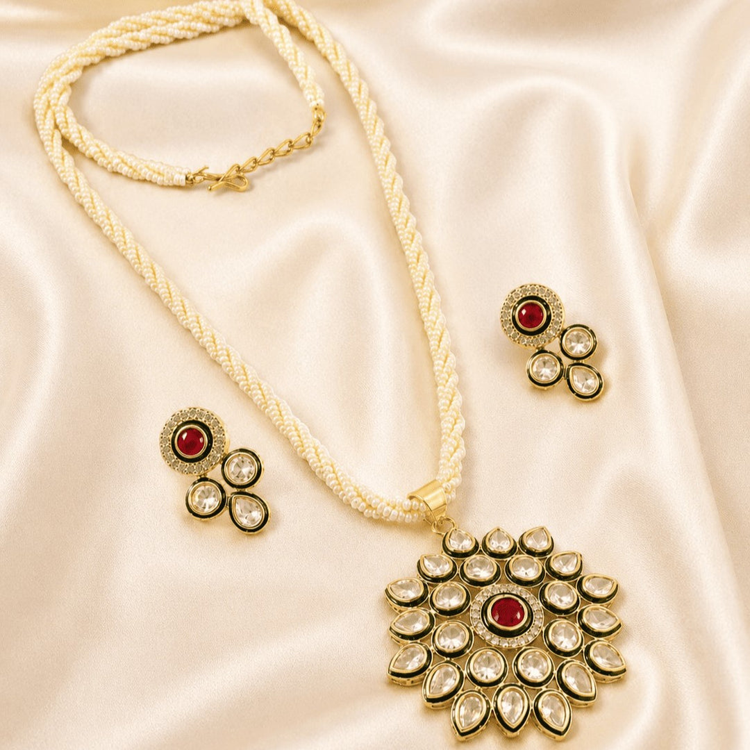 Gold-Plated Kundan Studded & Pearl Beaded Jewellery Set