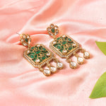 Load image into Gallery viewer, Silver-Plated Kundan &amp; Mother Pearl Stone-Studded Jewellery Set
