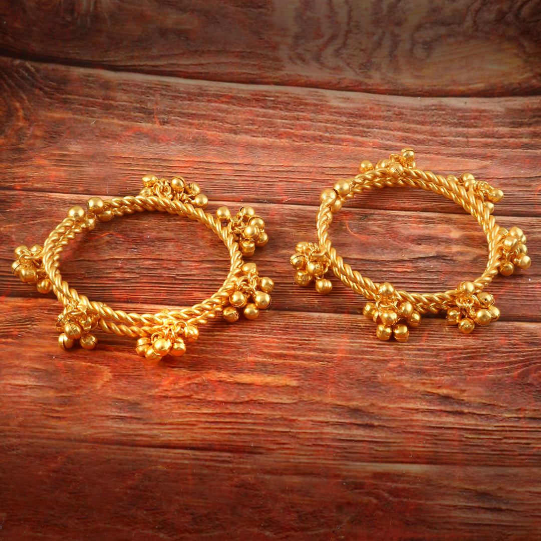 Set Of 4 Contemporary Gold-Plated Ghungroo Beaded Ajustable Bangle