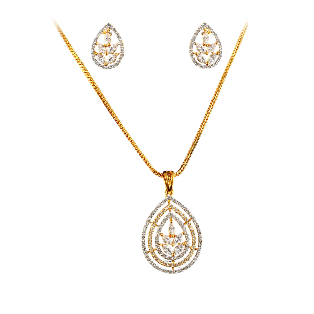 18 Kt Gold Plated Pearl & Cubic Zirconia Studded Pendant Necklace Set