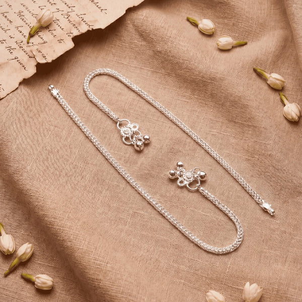 Silver-Plated Interlocked Link Anklet