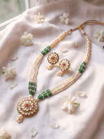 Load image into Gallery viewer, Gold-Plated Kundan-Studded &amp; Beaded Jewellery Set
