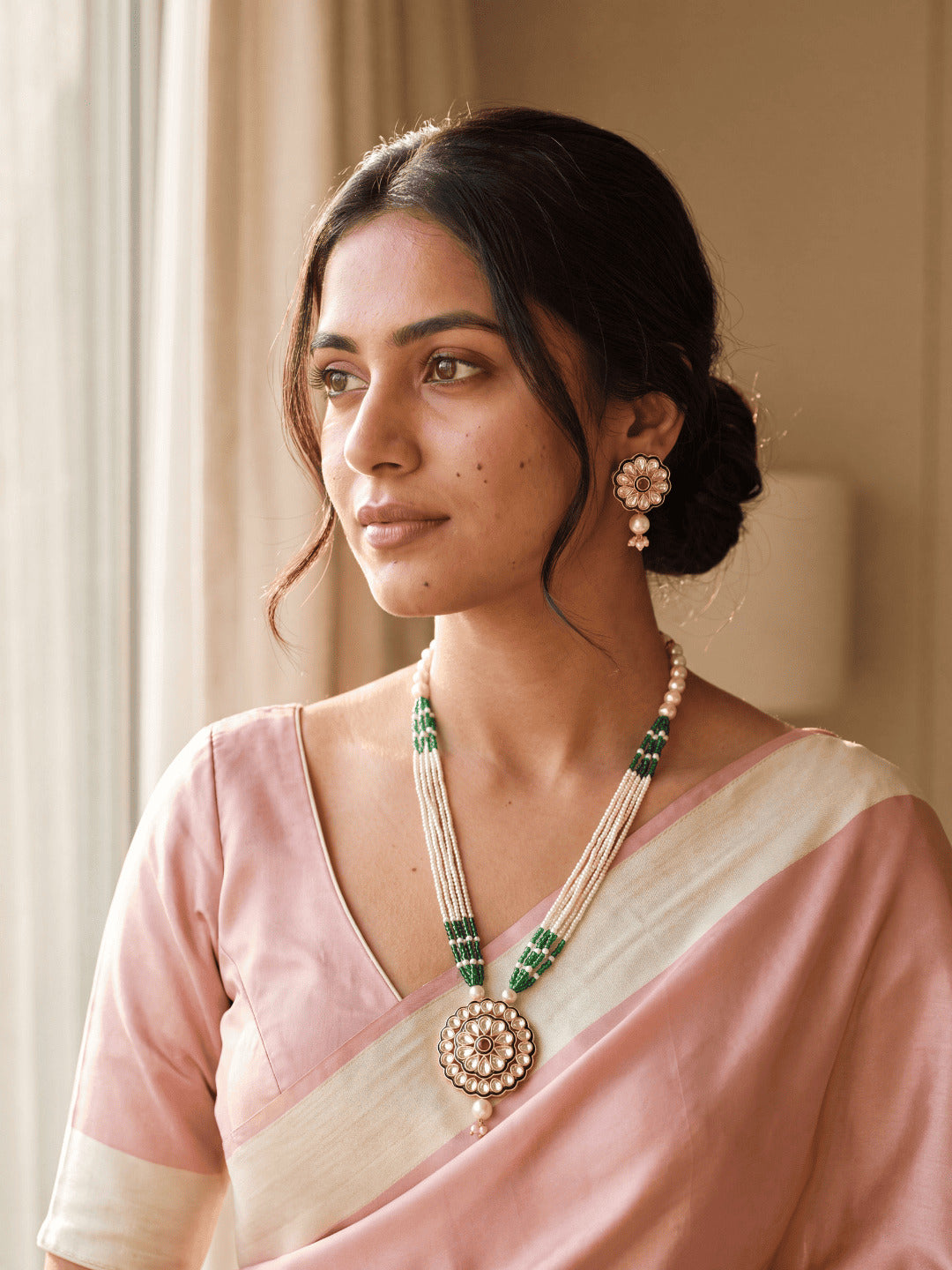 Gold-Plated Kundan-Studded & Beaded Jewellery Set