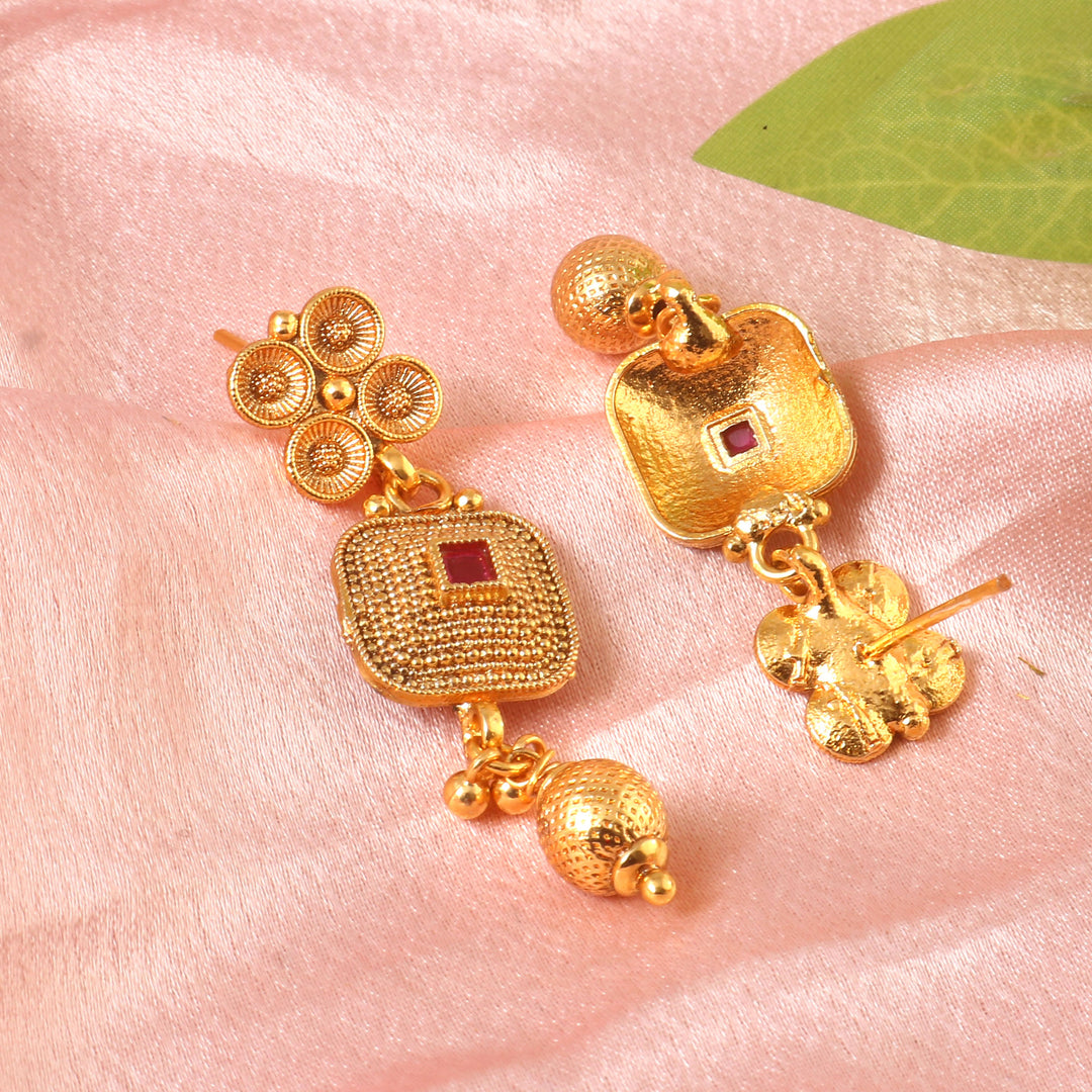 Ethnic Jewelry Set: Handcrafted Gold-Toned Choker with Pink Stone Embellishments and Jhumka Earrings