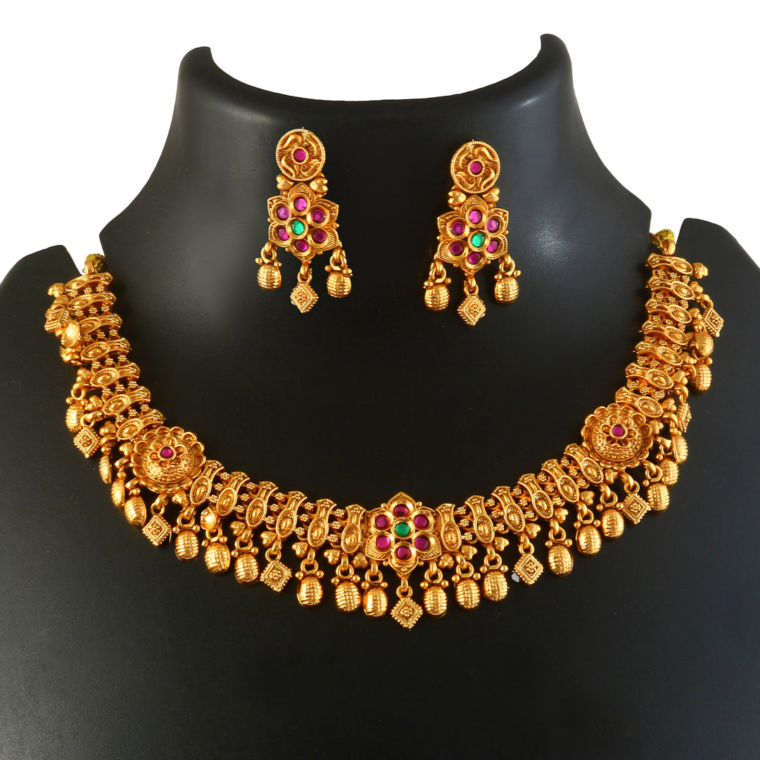 Gold Plated Stone Studded & Beads Jewellery Set